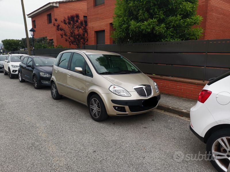 Usata Lancia Musa 95 CV (69 kW) 2007 Monovolume