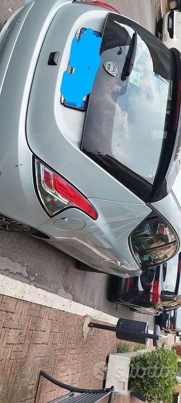 Usata Lancia Ypsilon 69 CV (50 kW) 2023 Utilitaria