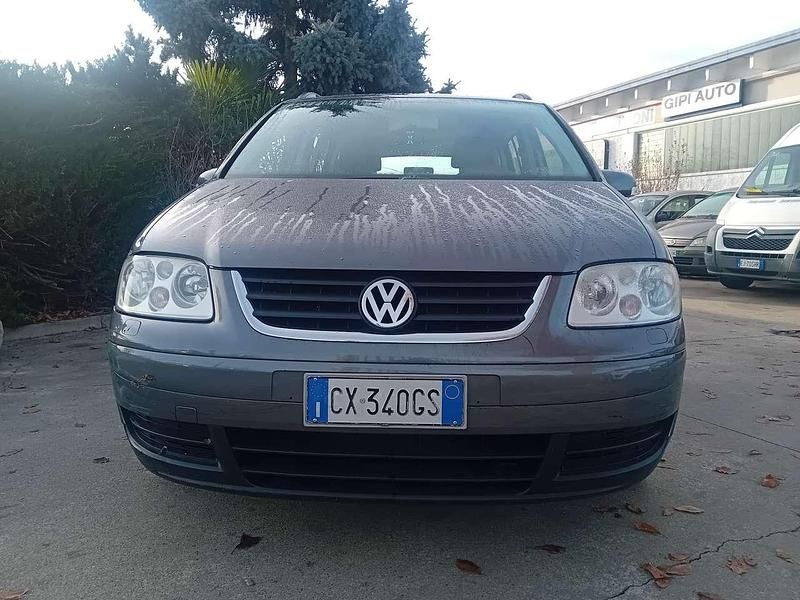 Grigio Usata 2004 VW Touran Highline Monovolume | 2450 € (Ottimo prezzo) - Immagine 1/4