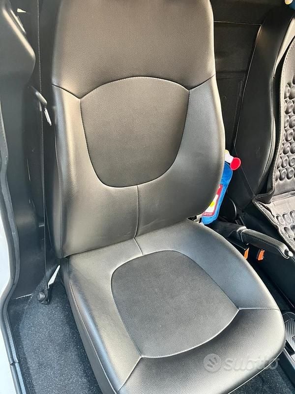 Usata Ligier Myli 2024 Bianco Utilitaria