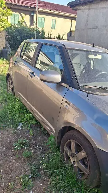 Usata Suzuki Swift 69 CV (50 kW) 2006 Grigio Utilitaria