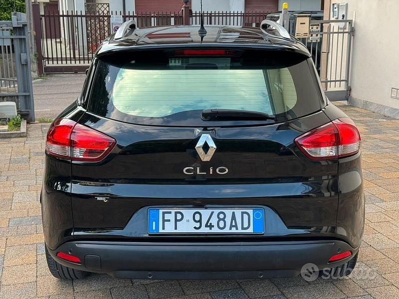 Usata Renault Clio GrandTour Intens 90 CV (66 kW) 2018 Nero Station wagon