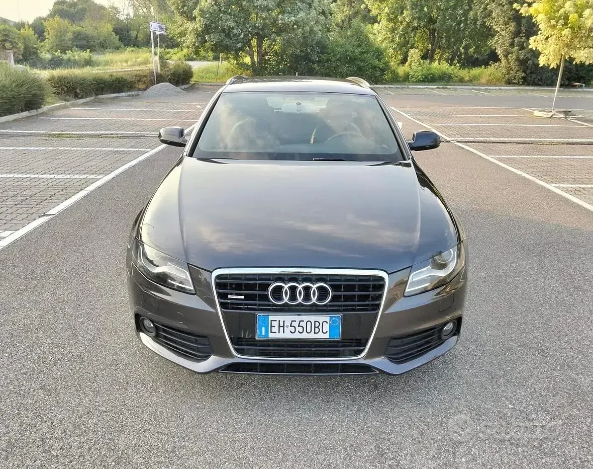 Usata Audi A4 239 CV (175 kW) 2011 Grigio Station wagon