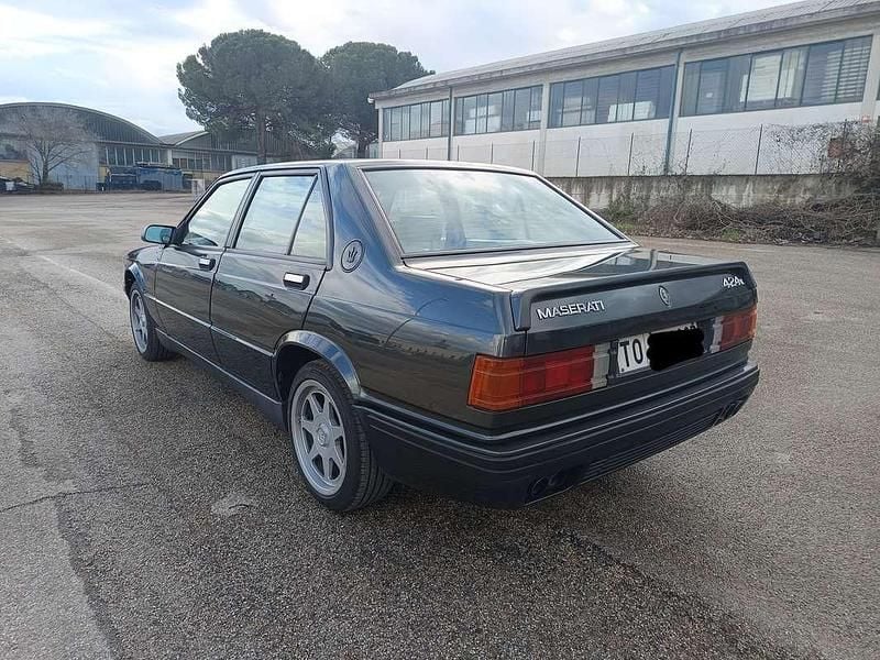Usata Maserati 424 245 CV (180 kW) 1991 Nero Berlina