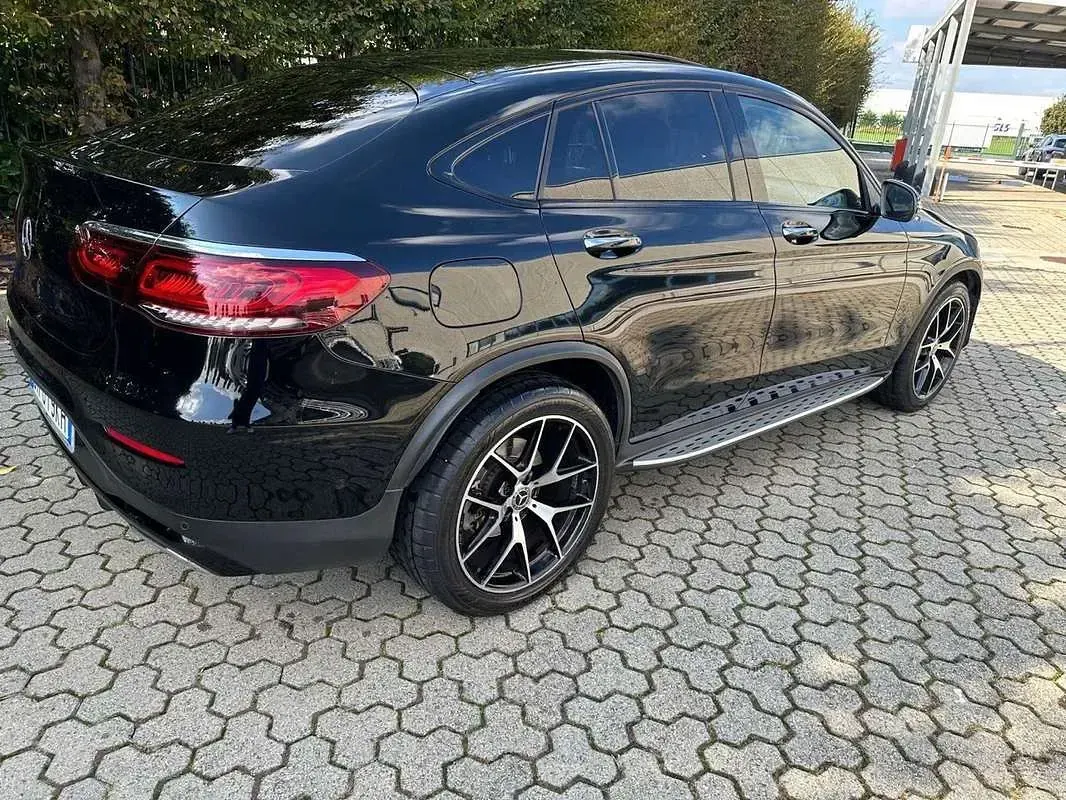 Usata Mercedes GLC220 AMG 220 CV (161 kW) 2021 Nero SUV
