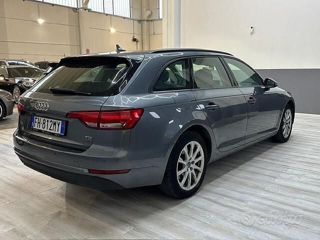 Usata Audi A4 Business 190 CV (139 kW) 2017 Grigio Station wagon