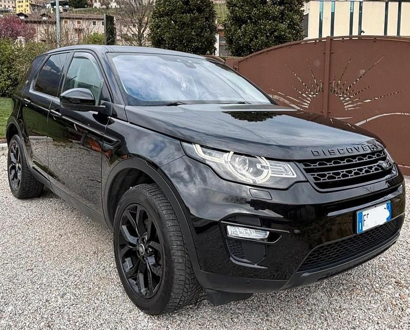 Usata Land Rover Discovery Sport HSE Luxury 150 CV (110 kW) 2016 Nero SUV