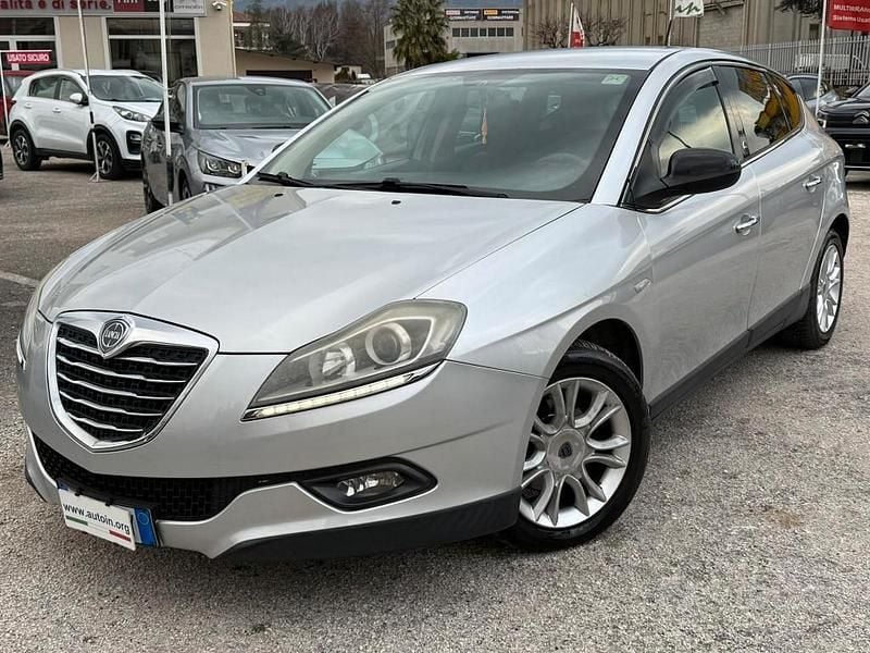 Nero Usata 2013 Lancia Delta Due volumi | 4399 € (Buon prezzo) - Immagine 1/4