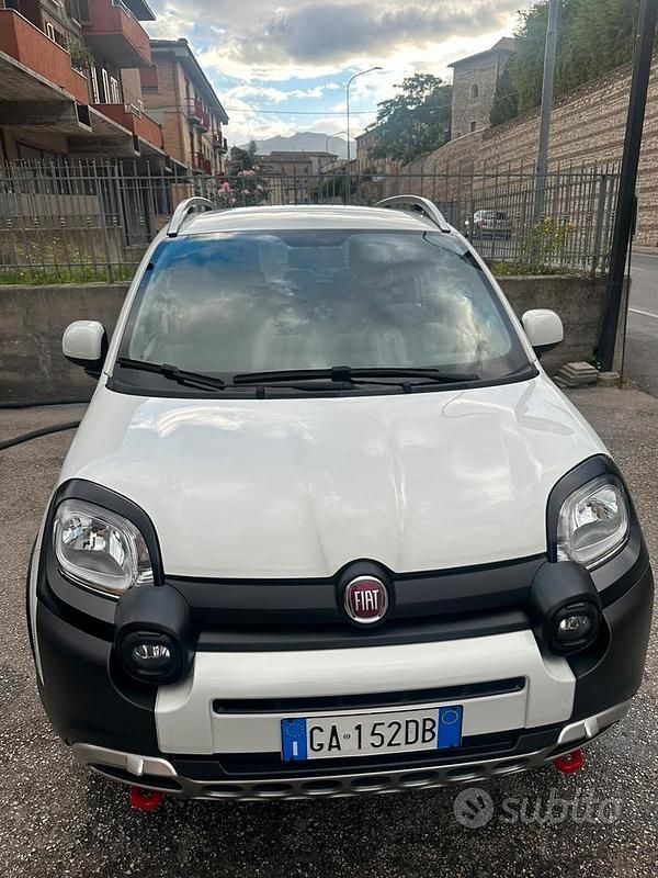 Usata Fiat Panda Cross Cross 85 CV (62 kW) 2020 Bianco Utilitaria