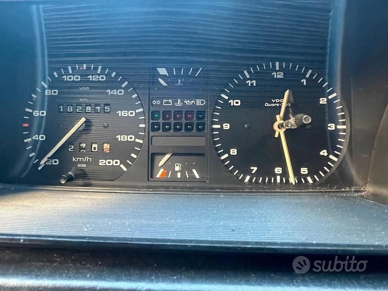 Usata VW Golf II 54 CV (39 kW) 1990 Grigio Utilitaria