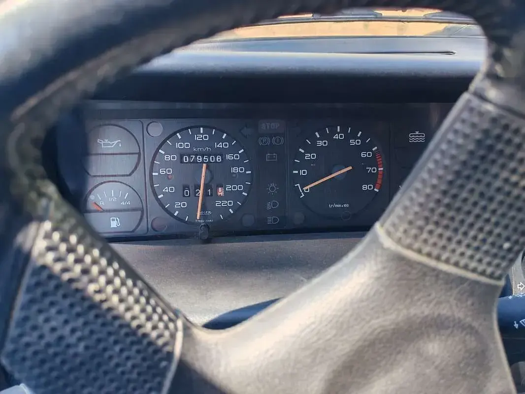 Usata Peugeot 205 Roland Garros 83 CV (61 kW) 1990 Berlina