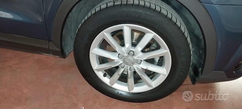 Verde Usata 2016 Audi Q3 SUV | 19.000 € (Cara) - Immagine 1/4
