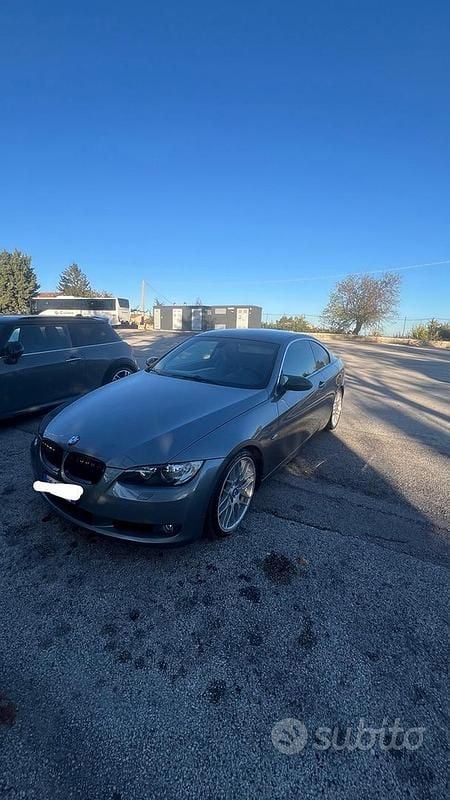 Grigio Usata 2006 BMW 330 M Performance Coupé | 12.500 € (Buon prezzo) - Immagine 1/4