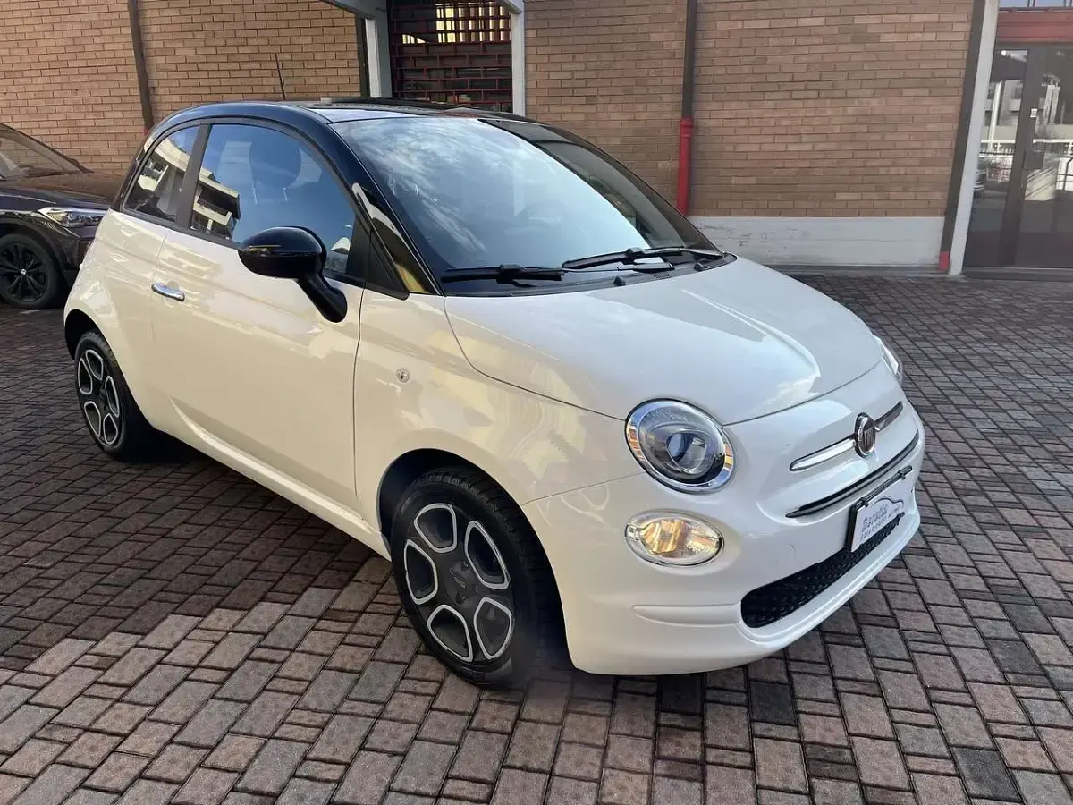 Usata Fiat 500 Club 69 CV (50 kW) 2022 Bianco Utilitaria
