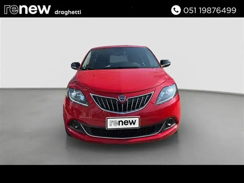 Usata Lancia Ypsilon Silver 70 CV (51 kW) 2022 Rosso Utilitaria