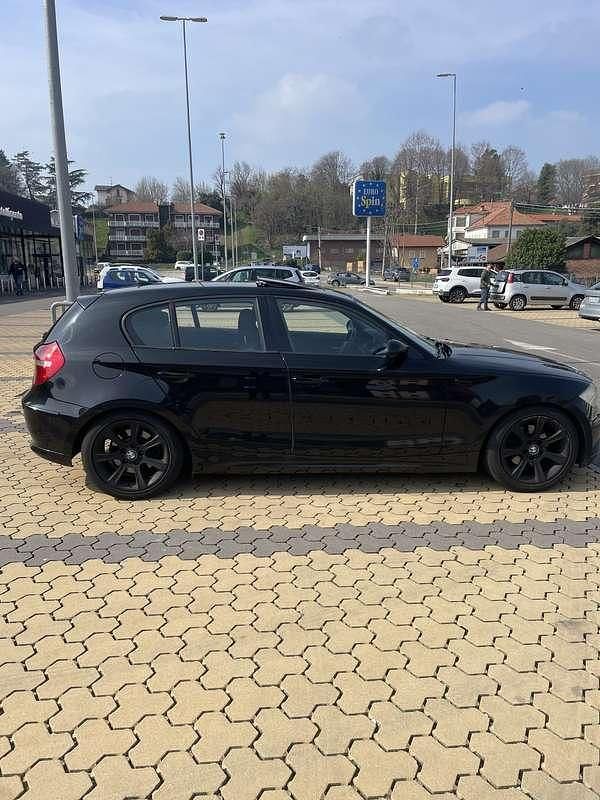 Usata BMW 120 Coupé 177 CV (130 kW) 2009 Nero Coupé
