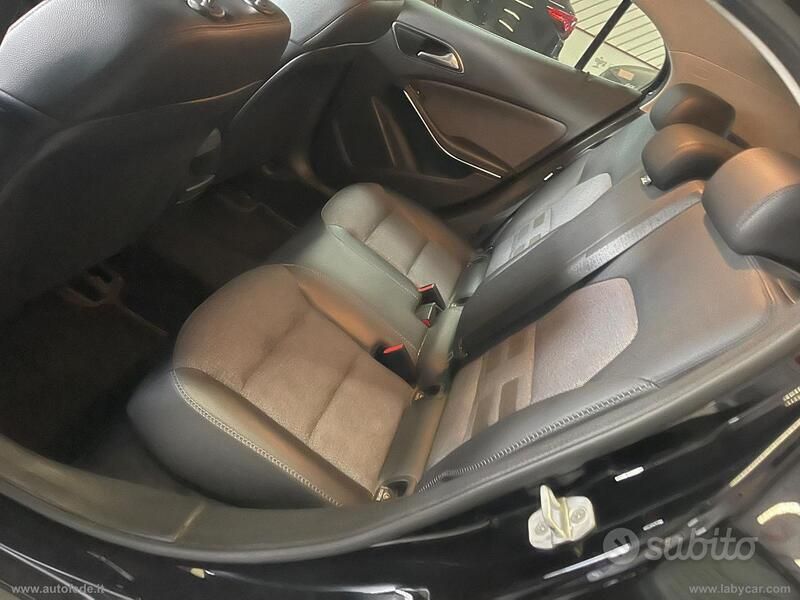 Usata Mercedes GLA180 Premium 109 CV (80 kW) 2017 SUV