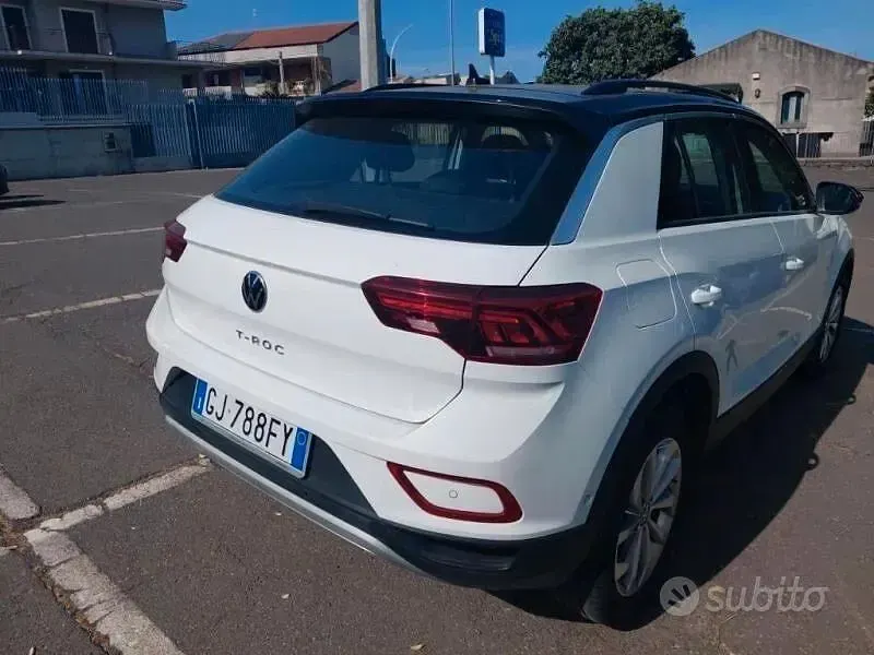 Usata VW T-Roc Style 110 CV (80 kW) 2022 Bianco SUV