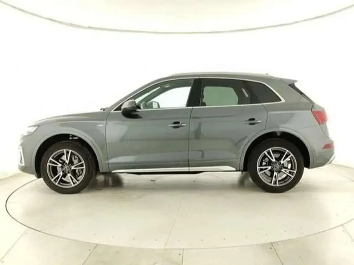 Usata Audi Q5 S-Line 204 CV (150 kW) 2024 Grigio SUV