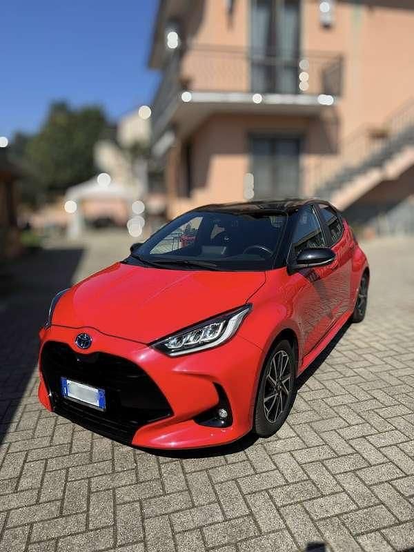 Usata Toyota Yaris Hybrid Style 116 CV (85 kW) 2022 Berlina