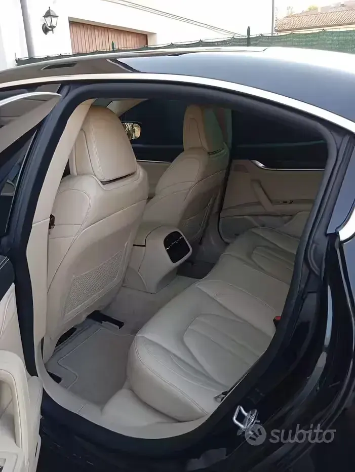 Usata Maserati Ghibli 410 CV (301 kW) 2017 Nero Berlina
