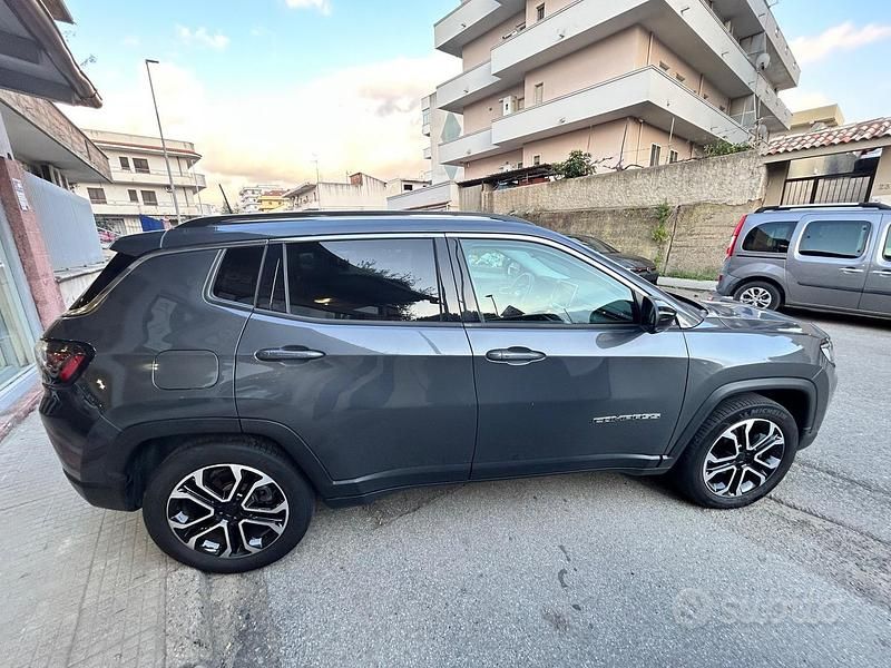 Usata Jeep Compass 131 CV (96 kW) 2021 Grigio SUV