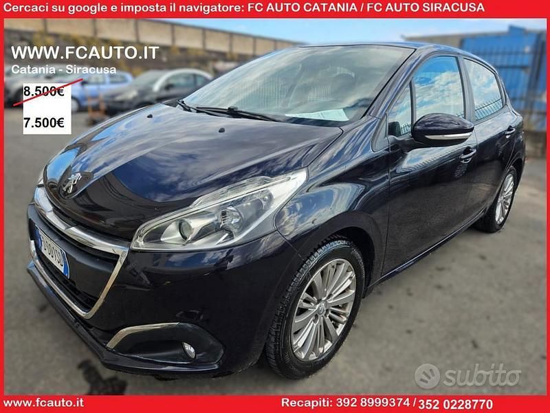Usata Peugeot 208 Access 85 CV (62 kW) 2016 Blu Utilitaria