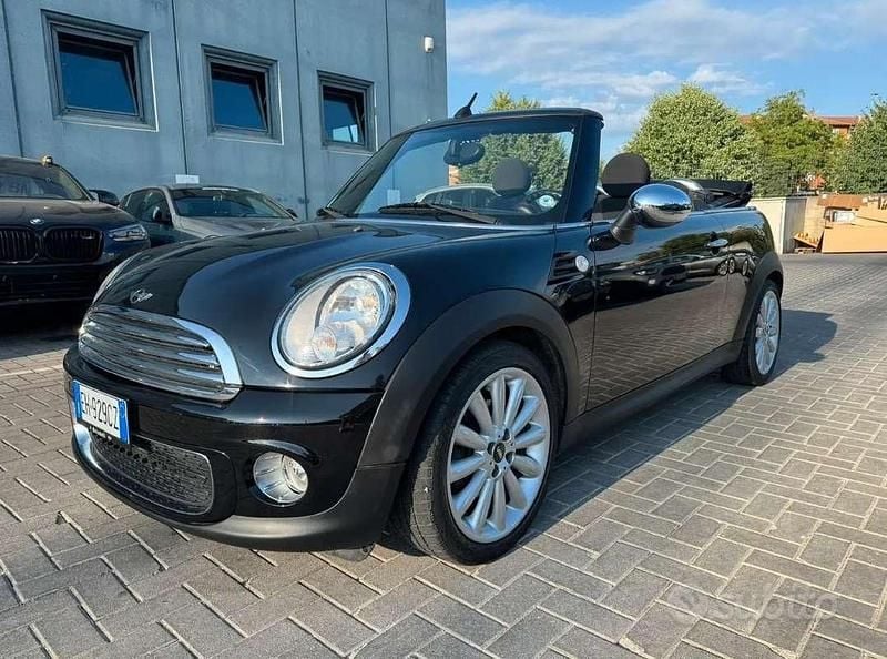 Usata Mini Cooper D Cabriolet 111 CV (81 kW) 2011 Nero Cabrio