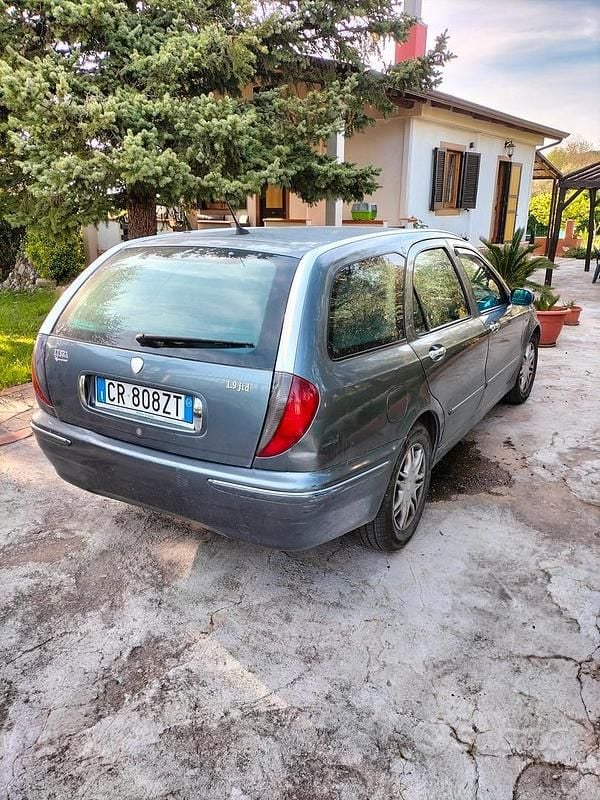 Usata Lancia Lybra 116 CV (85 kW) 2004 Grigio Station wagon