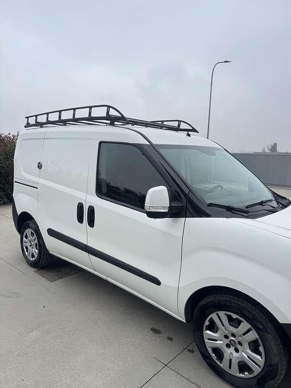 Usata Fiat Doblò Easy 120 CV (88 kW) 2017 Monovolume