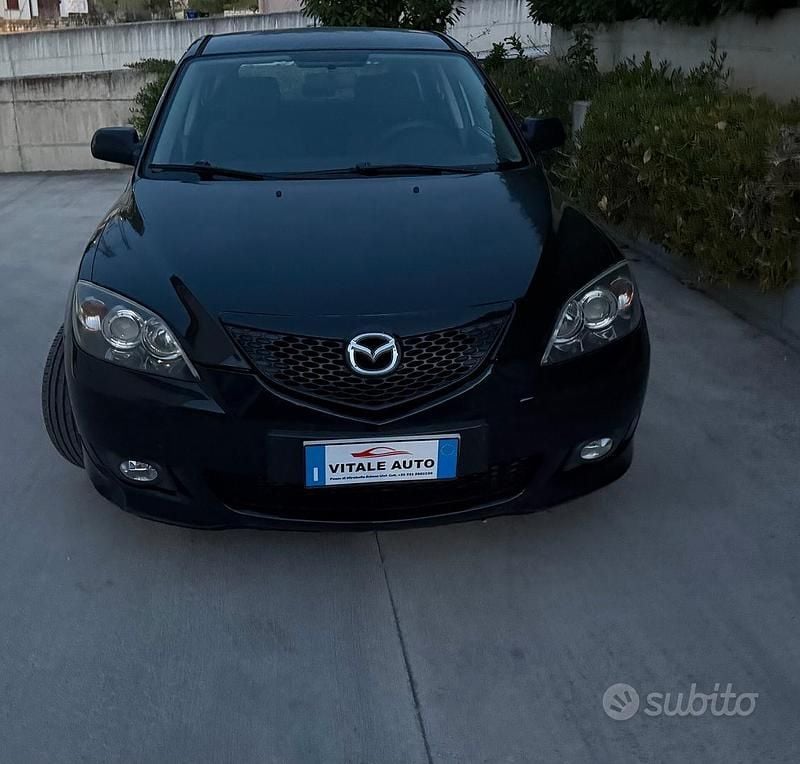Nero Usata 2006 Mazda 3 Dynamic Tre volumi | 3800 € (Buon prezzo) - Immagine 1/4