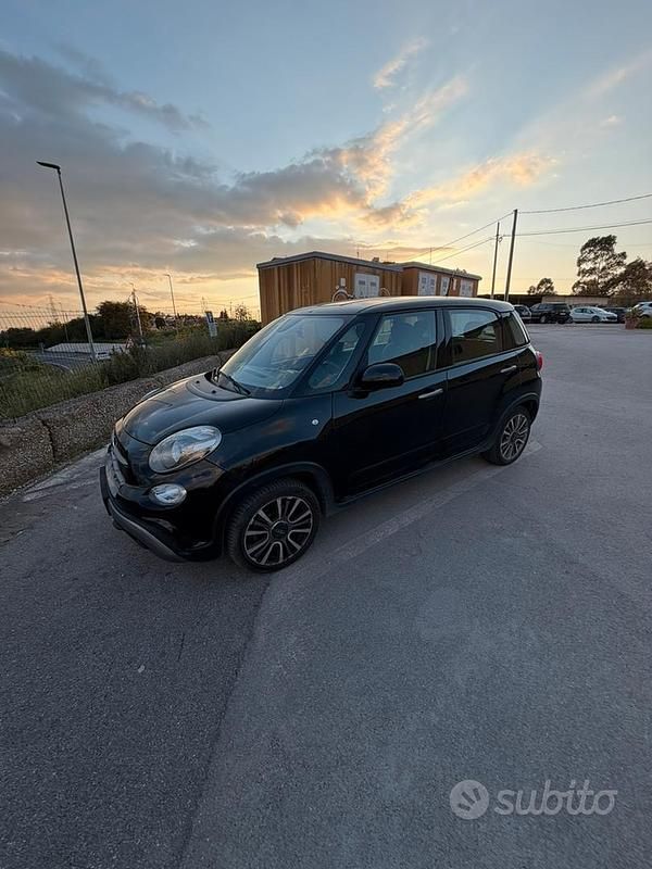 Usata Fiat 500L Cross 95 CV (69 kW) 2019 Nero Monovolume