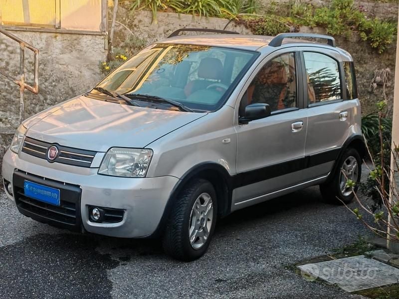 Usata Fiat Panda 77 CV (56 kW) 2008 Grigio Utilitaria