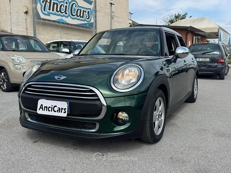Usata Mini One D 95 CV (69 kW) 2016 Verde Utilitaria