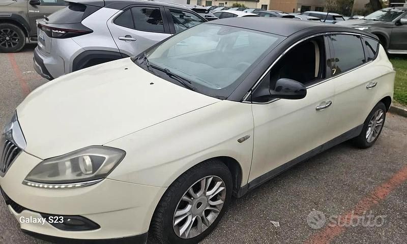 Usata Lancia Delta 120 CV (88 kW) 2009 Bianco Utilitaria