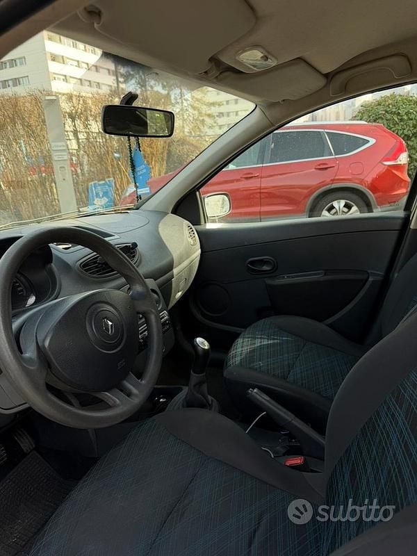 Usata Renault Clio II 2007 Berlina