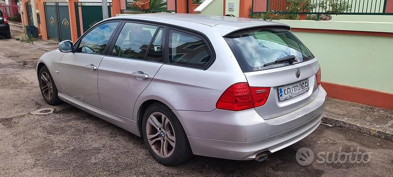 Usata BMW 318 2009 Grigio Station wagon