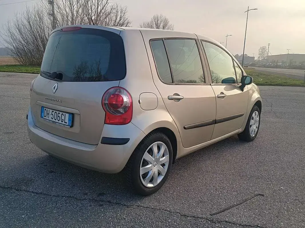 Usata Renault Modus 111 CV (81 kW) 2007 Beige Monovolume