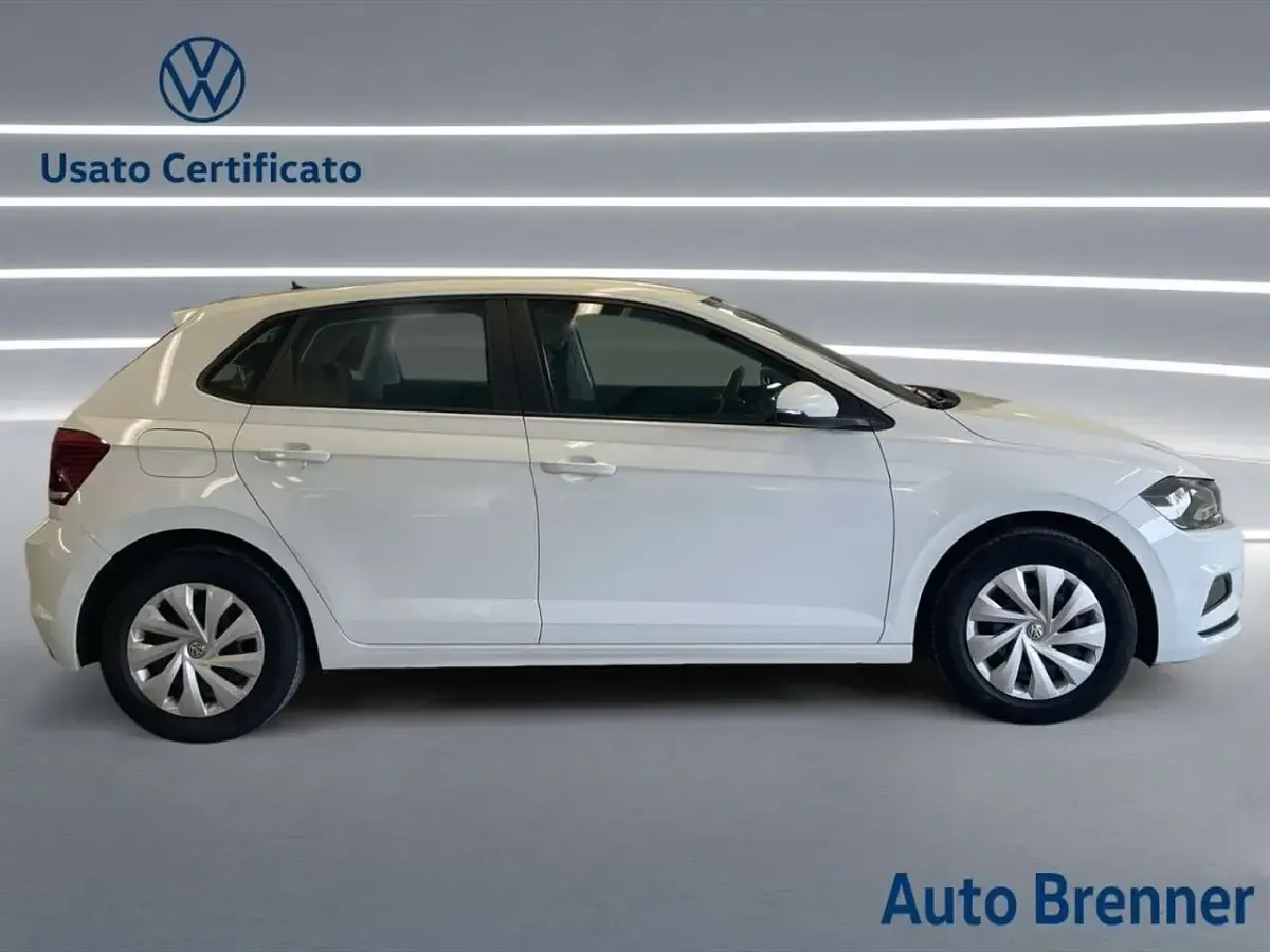 Usata VW Polo Trendline 80 CV (58 kW) 2018 Pure white pastello Utilitaria
