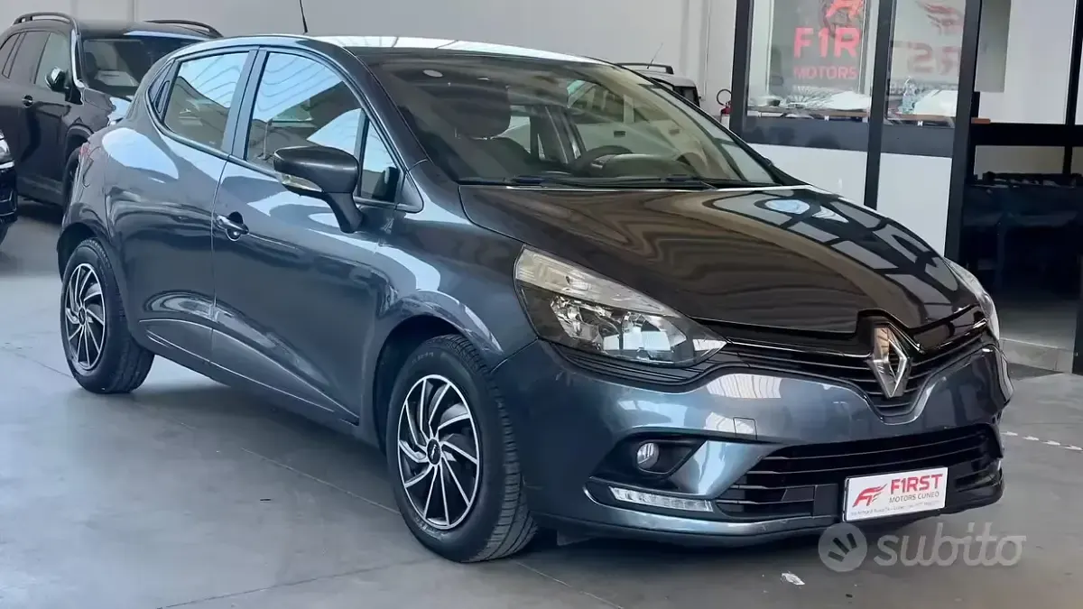 Usata Renault Clio IV 75 CV (55 kW) 2018 Blu Berlina