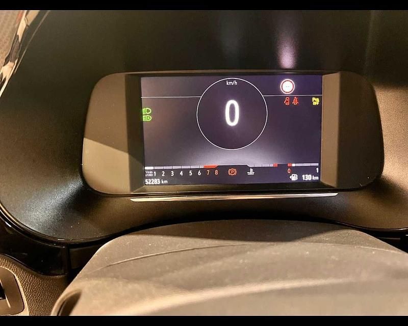 Usata Opel Corsa Elegance 101 CV (74 kW) 2022 Rosso Utilitaria