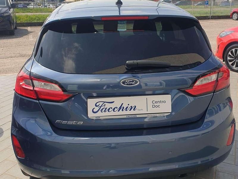 Usata Ford Fiesta Titanium 75 CV (55 kW) 2023 Blu/azzurro Utilitaria