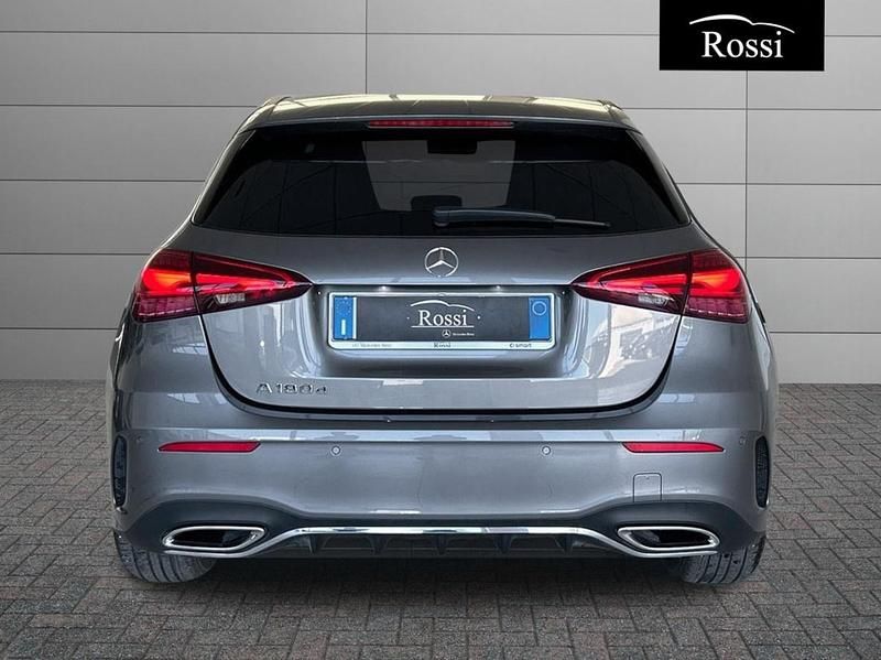 Usata Mercedes A180 Advanced Plus 116 CV (85 kW) 2023 Grigio medio metallizzato Berlina