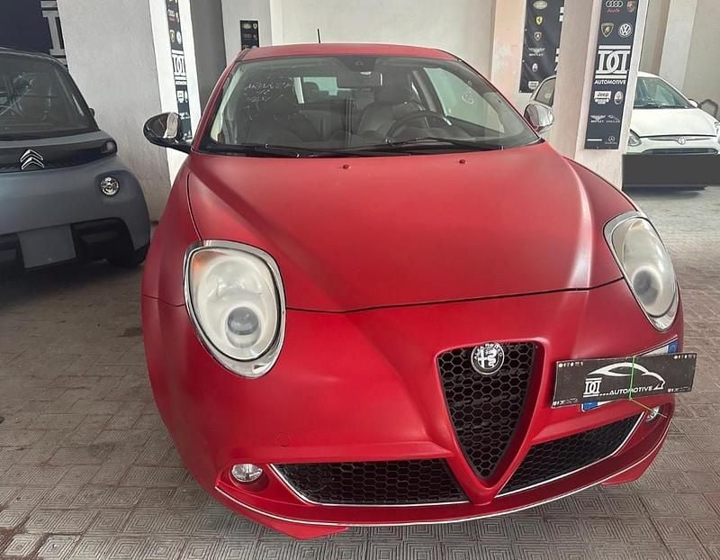 Rosso Usata 2010 Alfa Romeo MiTo Distinctive Due volumi | 4200 € (Ottimo prezzo) - Immagine 1/4