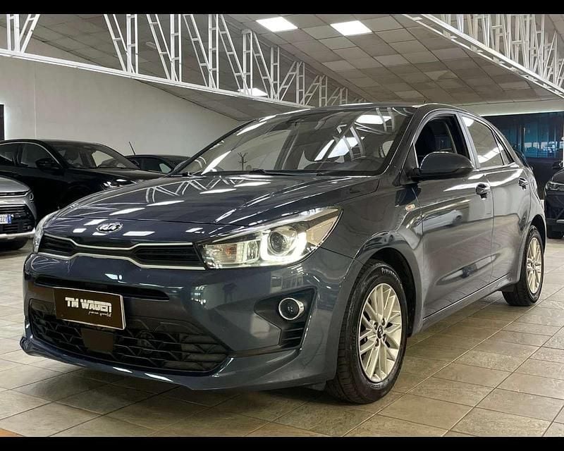 Blu Usata 2021 Kia Rio 2 Tre volumi | 11.499 € (Ottimo prezzo) - Immagine 1/4
