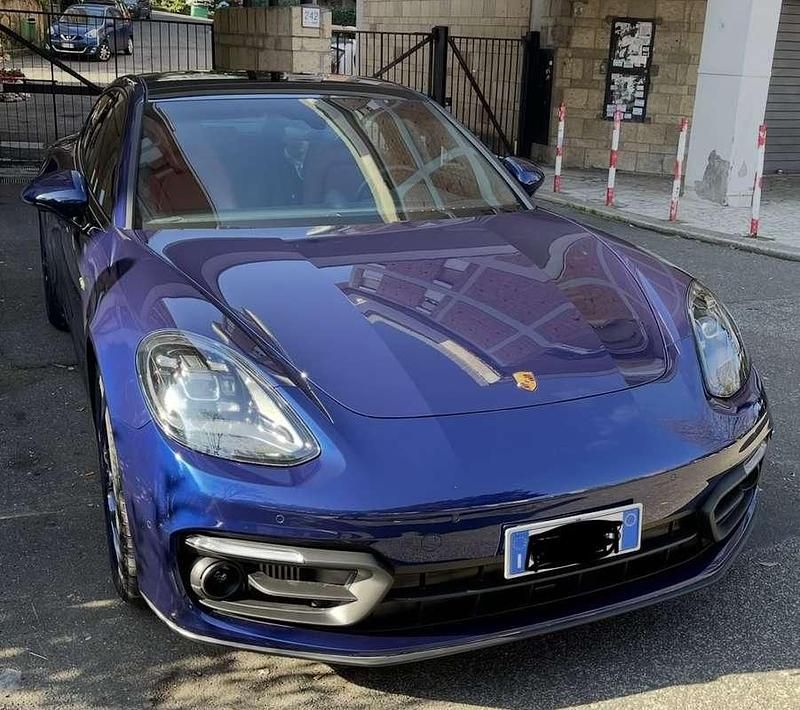 Usata Porsche Panamera 330 CV (242 kW) 2021 Berlina