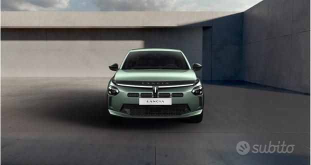 Nuova Lancia Ypsilon 100 CV (73 kW) 2025 Utilitaria