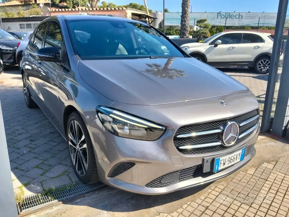 Brugt Mercedes B180 Premium 116 HK (85 kW) 2020 Grå MPV