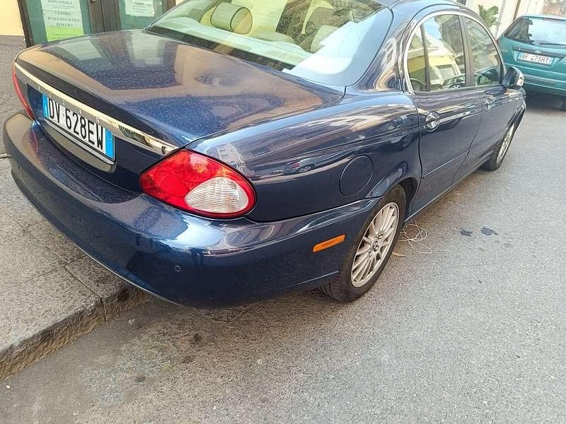Usata Jaguar X-type Executive 145 CV (106 kW) 2008 Berlina