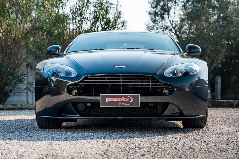 Usata Aston Martin V8 Vantage 436 CV (320 kW) 2013 Nero Coupé